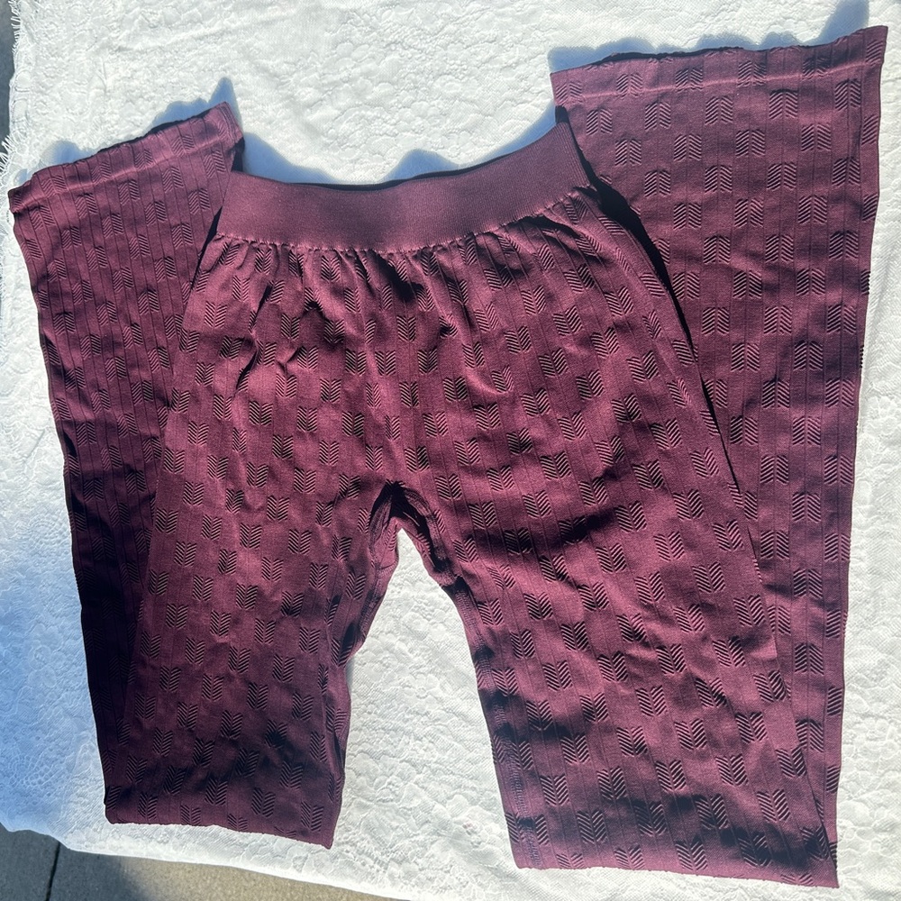 Prozis Allure Regular Waist Pants Bordeaux Size M/L